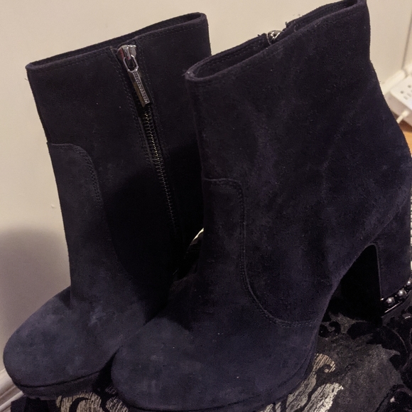 Karl Lagerfeld Paris boots "Lenore" - Picture 3 of 3